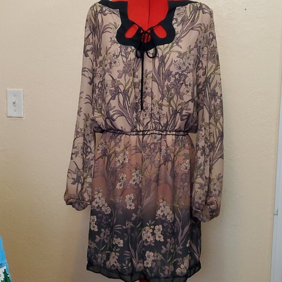 Lightweight Nurture dress - Picture 1 of 4